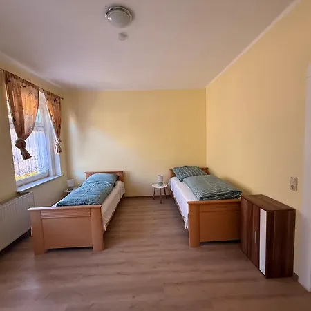 Goldener Drache Apartment Adorf