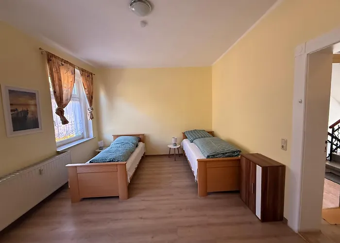 Goldener Drache Apartment Adorf